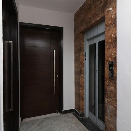 Hotel O Avalon Palace Új-Delhi Kültér fotó