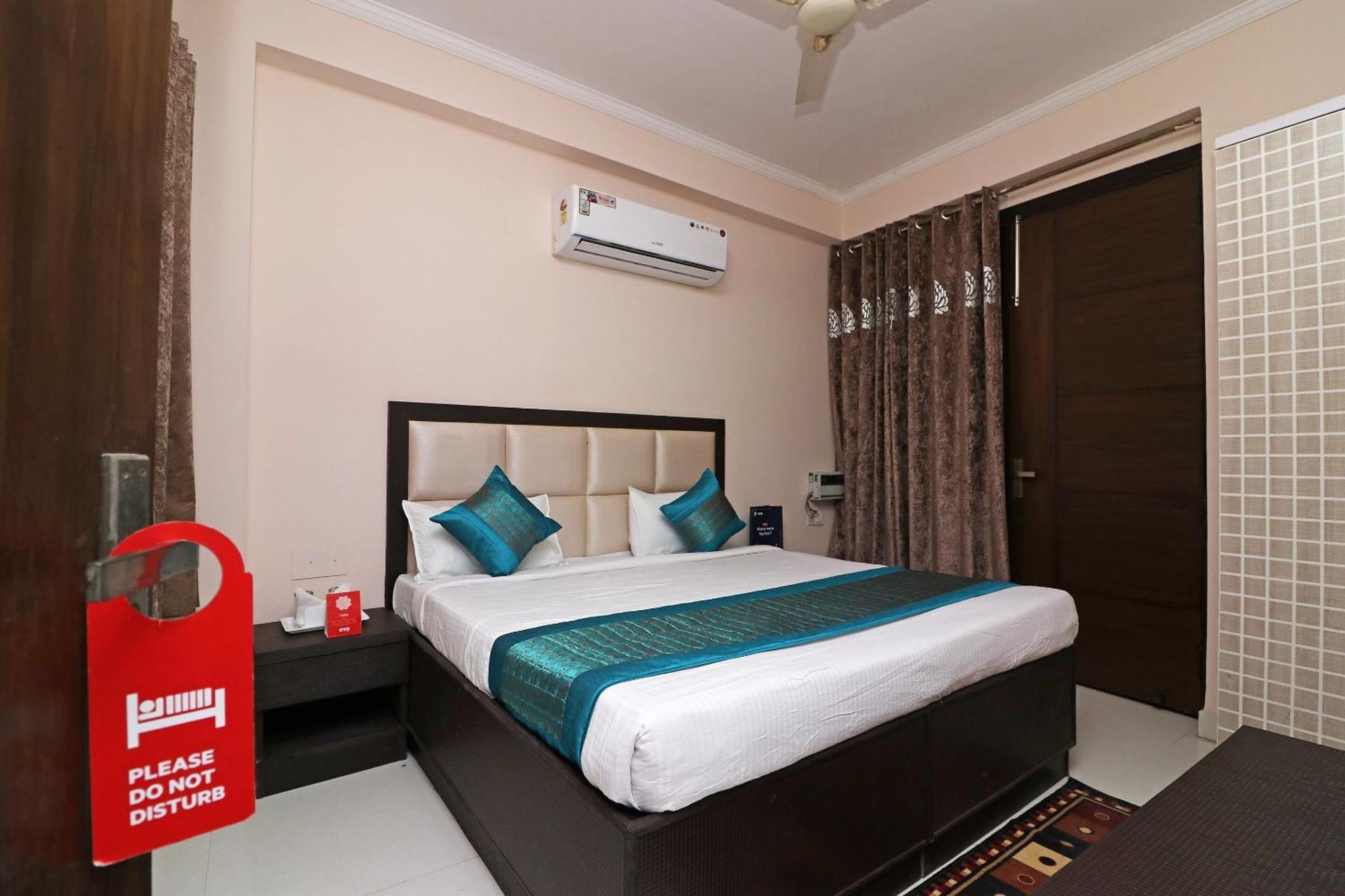 Hotel O Avalon Palace Új-Delhi Kültér fotó